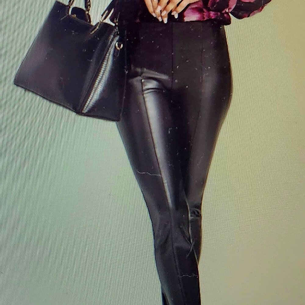 G26  Faux leather pull on, slim leg by Laura Sz 14